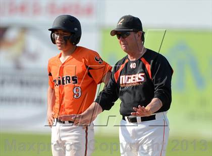 Thumbnail 1 in Notre Dame vs. Lyndonville (NYSPHSAA Section 5 Class DD Semifinal) photogallery.