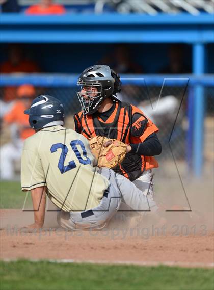 Thumbnail 1 in Notre Dame vs. Lyndonville (NYSPHSAA Section 5 Class DD Semifinal) photogallery.