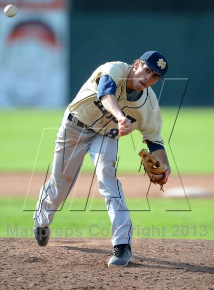 Thumbnail 3 in Notre Dame vs. Lyndonville (NYSPHSAA Section 5 Class DD Semifinal) photogallery.