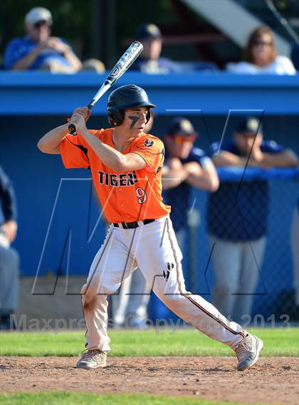 Thumbnail 3 in Notre Dame vs. Lyndonville (NYSPHSAA Section 5 Class DD Semifinal) photogallery.