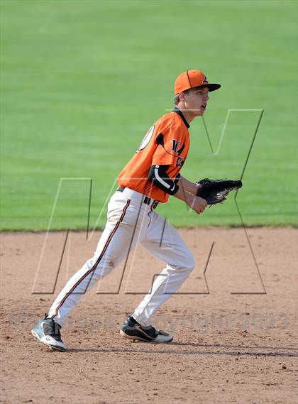 Thumbnail 1 in Notre Dame vs. Lyndonville (NYSPHSAA Section 5 Class DD Semifinal) photogallery.