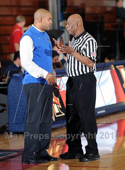 Thumbnail 1 in San Marino @ Maranatha  (CIF SS D4AA First Round Playoff) photogallery.