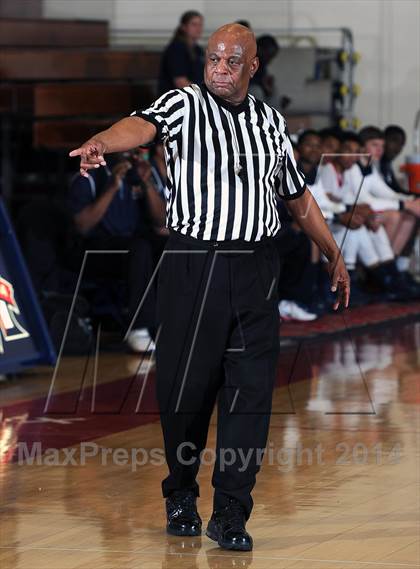 Thumbnail 1 in San Marino @ Maranatha  (CIF SS D4AA First Round Playoff) photogallery.