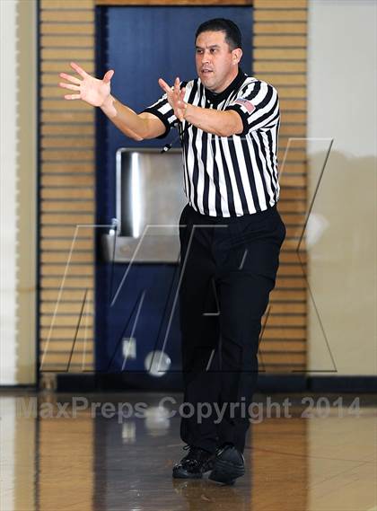 Thumbnail 3 in San Marino @ Maranatha  (CIF SS D4AA First Round Playoff) photogallery.