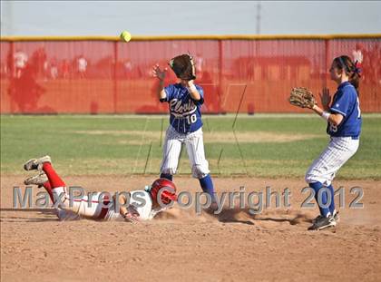 Thumbnail 2 in Clovis @ Centennial (CIF CS Playoffs) photogallery.
