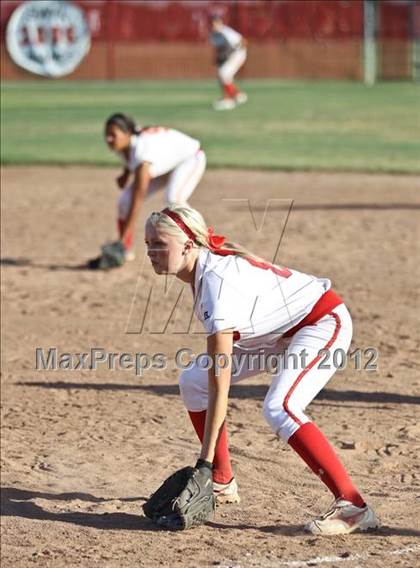 Thumbnail 3 in Clovis @ Centennial (CIF CS Playoffs) photogallery.
