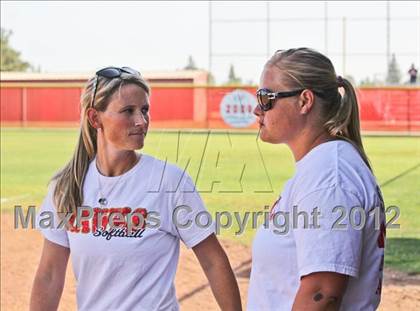 Thumbnail 2 in Clovis @ Centennial (CIF CS Playoffs) photogallery.