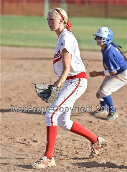 Thumbnail 2 in Clovis @ Centennial (CIF CS Playoffs) photogallery.