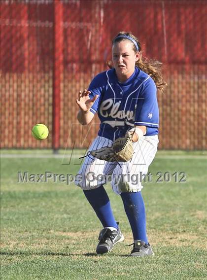 Thumbnail 1 in Clovis @ Centennial (CIF CS Playoffs) photogallery.
