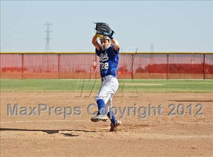 Thumbnail 3 in Clovis @ Centennial (CIF CS Playoffs) photogallery.