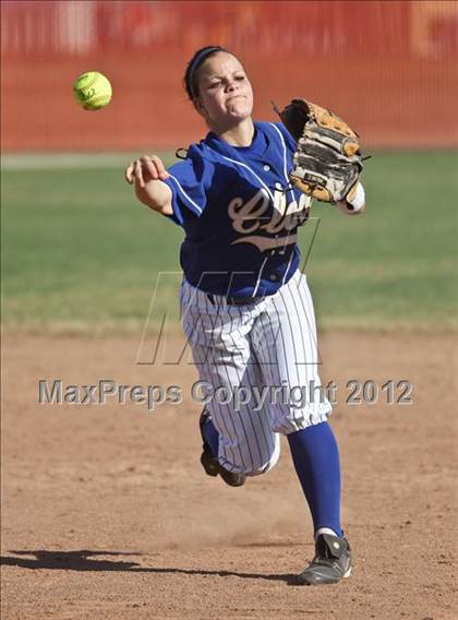 Thumbnail 3 in Clovis @ Centennial (CIF CS Playoffs) photogallery.