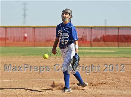 Thumbnail 3 in Clovis @ Centennial (CIF CS Playoffs) photogallery.