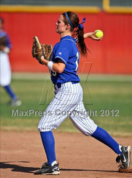 Thumbnail 3 in Clovis @ Centennial (CIF CS Playoffs) photogallery.