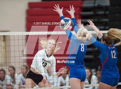 Thumbnail 1 in St. Ignatius vs. Archbishop Mitty (CIF CCS Open Division Final) photogallery.
