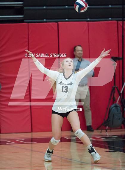 Thumbnail 3 in St. Ignatius vs. Archbishop Mitty (CIF CCS Open Division Final) photogallery.