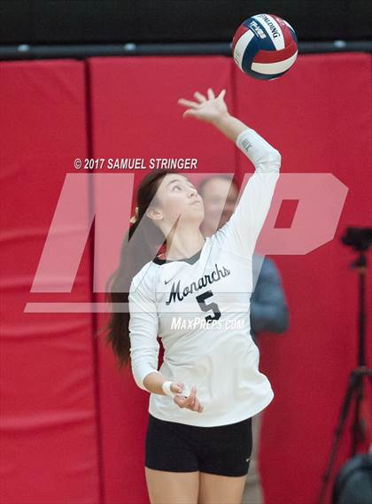 Thumbnail 2 in St. Ignatius vs. Archbishop Mitty (CIF CCS Open Division Final) photogallery.