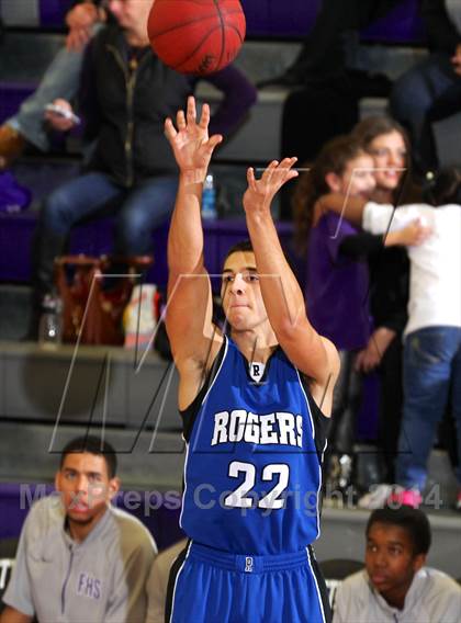 Thumbnail 3 in Rogers @ Fayetteville photogallery.