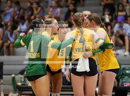 Thumbnail 1 in Kingsburg @ Clovis North photogallery.