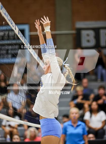 Thumbnail 2 in Kingsburg @ Clovis North photogallery.