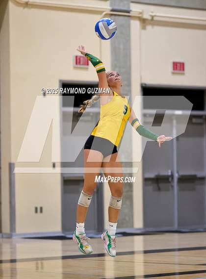 Thumbnail 3 in Kingsburg @ Clovis North photogallery.