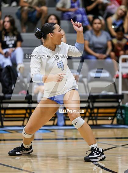 Thumbnail 1 in Kingsburg @ Clovis North photogallery.