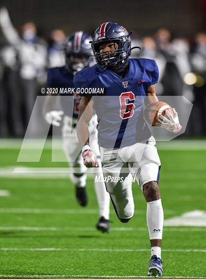 Thumbnail 1 in Fort Bend Travis @ Tompkins (UIL 6A Bi-District Playoff) photogallery.