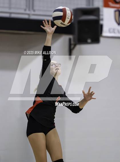 Thumbnail 1 in JV: Bradley Central @ Ooltewah photogallery.