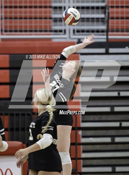 Thumbnail 2 in JV: Bradley Central @ Ooltewah photogallery.