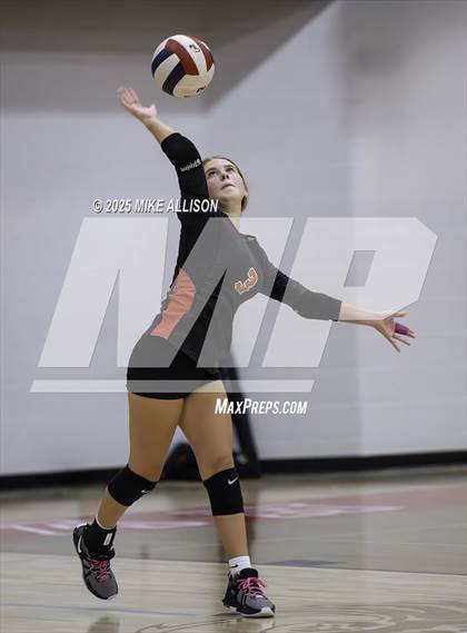 Thumbnail 3 in JV: Bradley Central @ Ooltewah photogallery.