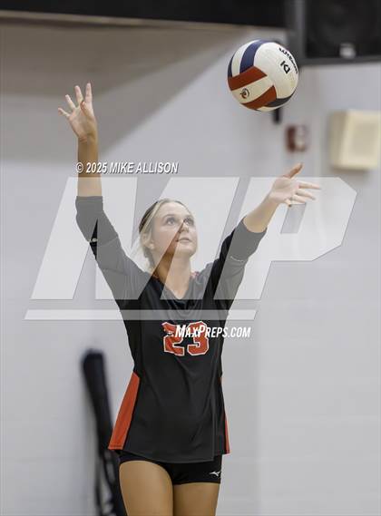 Thumbnail 3 in JV: Bradley Central @ Ooltewah photogallery.