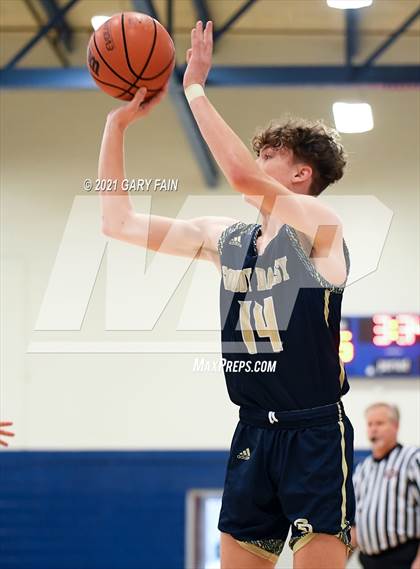 Thumbnail 2 in Soddy Daisy vs Bledsoe County (Battle At The Creek) photogallery.