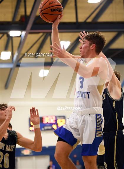 Thumbnail 2 in Soddy Daisy vs Bledsoe County (Battle At The Creek) photogallery.