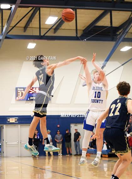Thumbnail 3 in Soddy Daisy vs Bledsoe County (Battle At The Creek) photogallery.