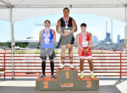 Thumbnail 1 in UIL 1A State Championship photogallery.