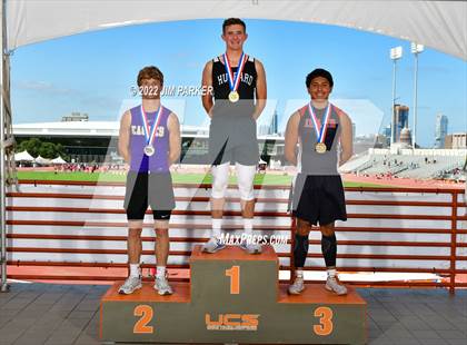 Thumbnail 3 in UIL 1A State Championship photogallery.