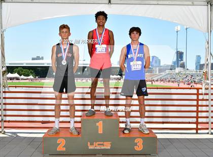 Thumbnail 2 in UIL 1A State Championship photogallery.