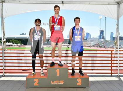 Thumbnail 1 in UIL 1A State Championship photogallery.
