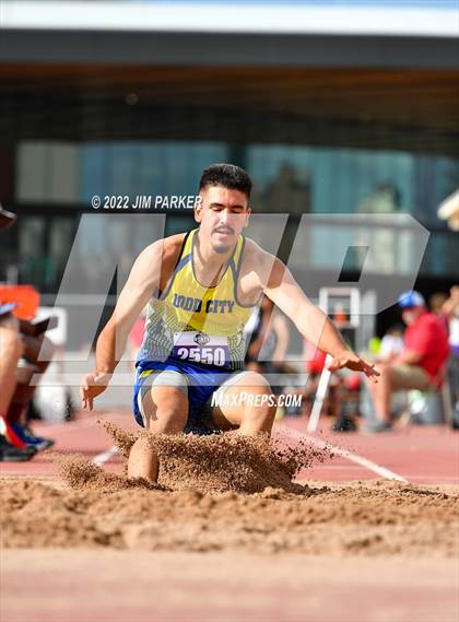 Thumbnail 1 in UIL 1A State Championship photogallery.