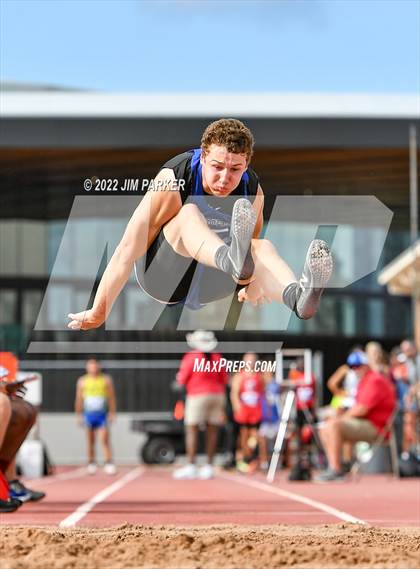 Thumbnail 3 in UIL 1A State Championship photogallery.