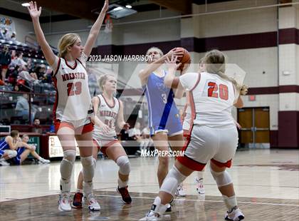Thumbnail 3 in Muenster VS Windthorst (Gayno Shelton’s Hoopin into the Holiday) photogallery.
