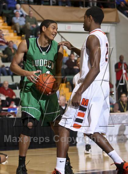 Thumbnail 2 in McKinley vs. Bishop Ludden (NYSPHSAA Class A Semifinal) photogallery.