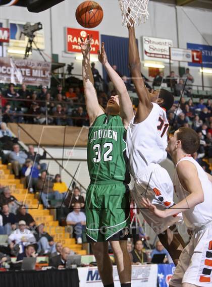 Thumbnail 2 in McKinley vs. Bishop Ludden (NYSPHSAA Class A Semifinal) photogallery.