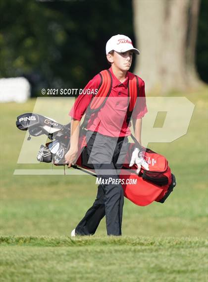 Thumbnail 2 in St. Mary's vs. St. Francis @ Wanakah Country Club photogallery.