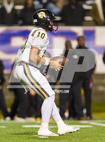 Thumbnail 3 in Irmo vs. Northwestern (SCHSL 5A Division 2 Final) photogallery.