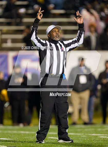 Thumbnail 3 in Irmo vs. Northwestern (SCHSL 5A Division 2 Final) photogallery.