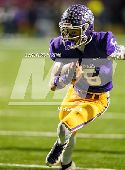 Thumbnail 3 in Irmo vs. Northwestern (SCHSL 5A Division 2 Final) photogallery.