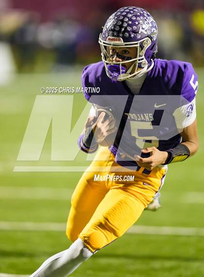 Thumbnail 1 in Irmo vs. Northwestern (SCHSL 5A Division 2 Final) photogallery.