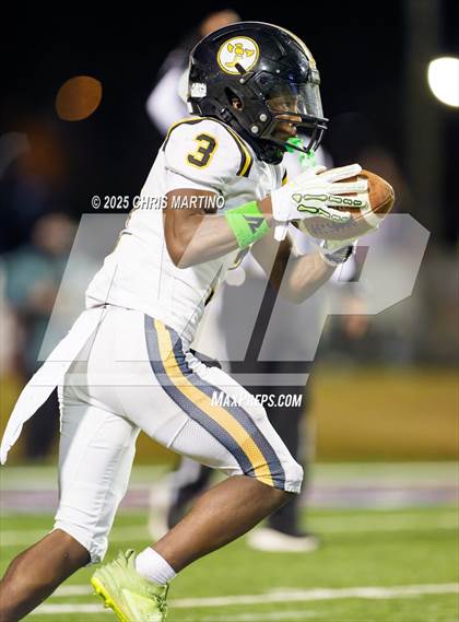 Thumbnail 2 in Irmo vs. Northwestern (SCHSL 5A Division 2 Final) photogallery.