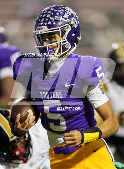 Thumbnail 3 in Irmo vs. Northwestern (SCHSL 5A Division 2 Final) photogallery.