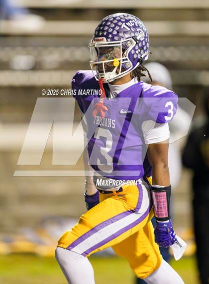 Thumbnail 2 in Irmo vs. Northwestern (SCHSL 5A Division 2 Final) photogallery.